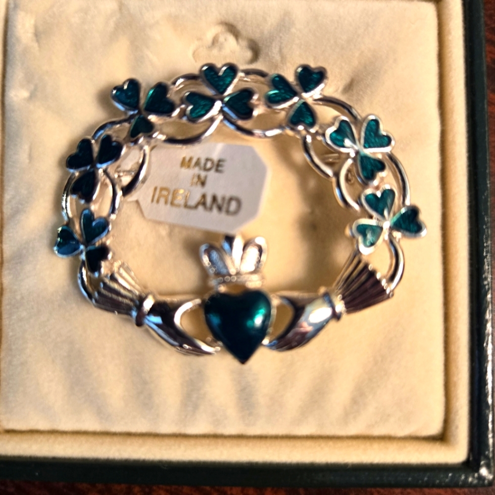 Vintage Silver Shamrock Wreath Claddaugh Pin/Brooch, Made in Ireland